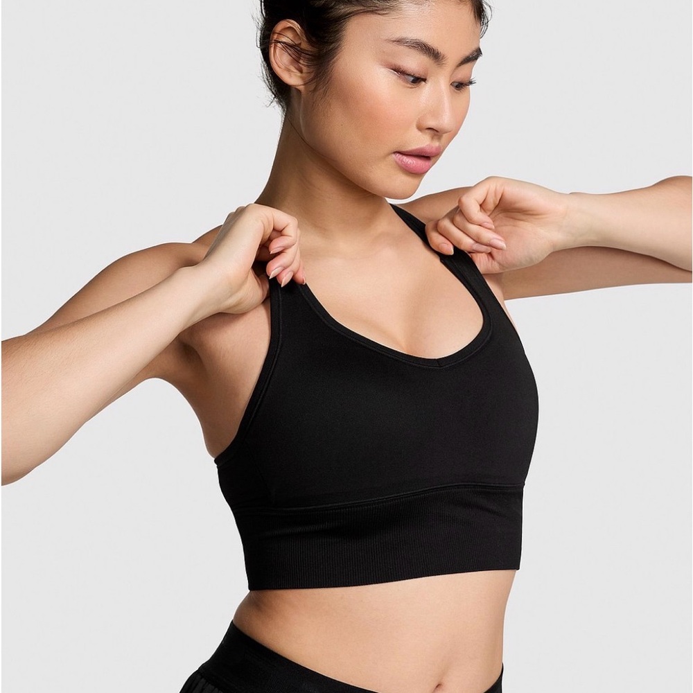 VS PINK Seamless Medium Support Sports Bra